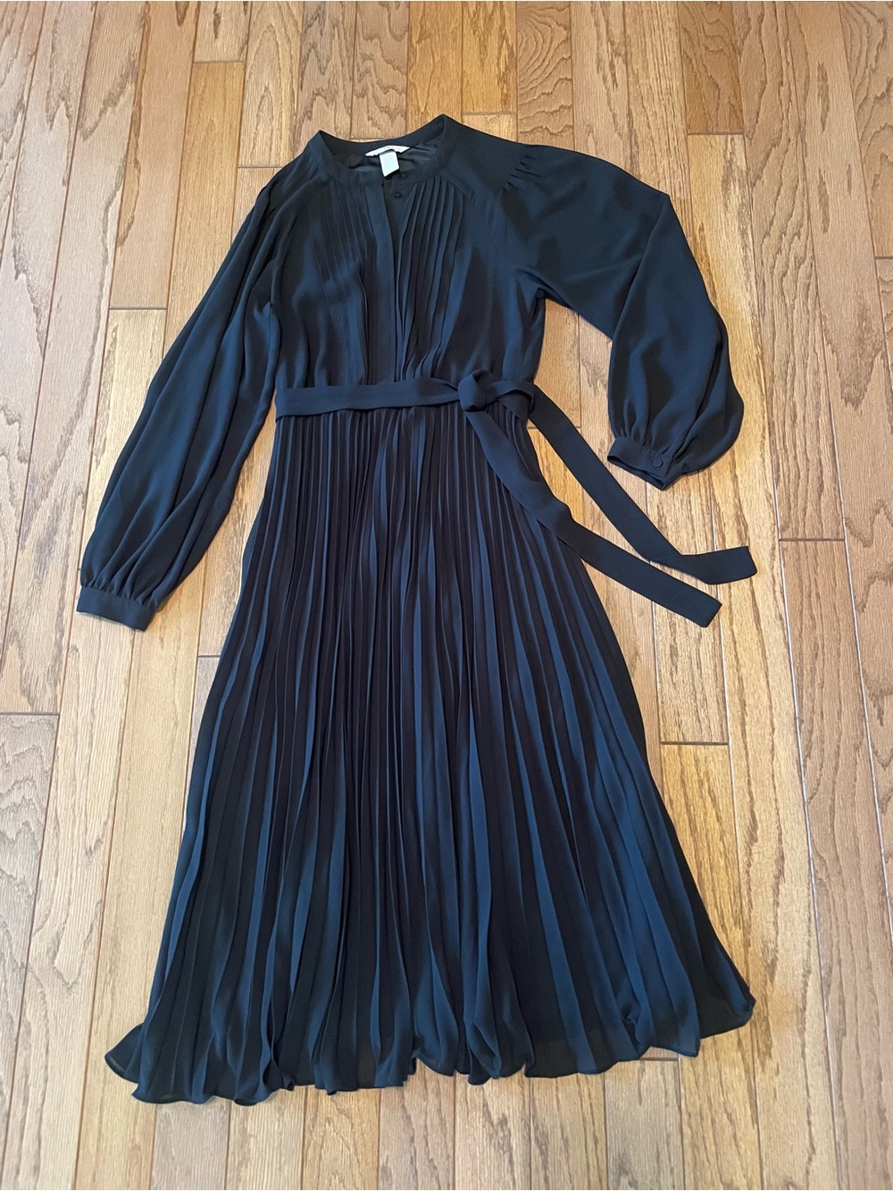 Timeless H&M Sheer Black Accordion Pleat Long Sleeve Midi Dress